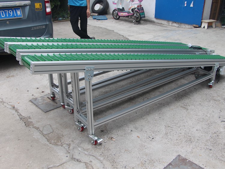 皮帶面加橫向導條小型皮帶輸送機